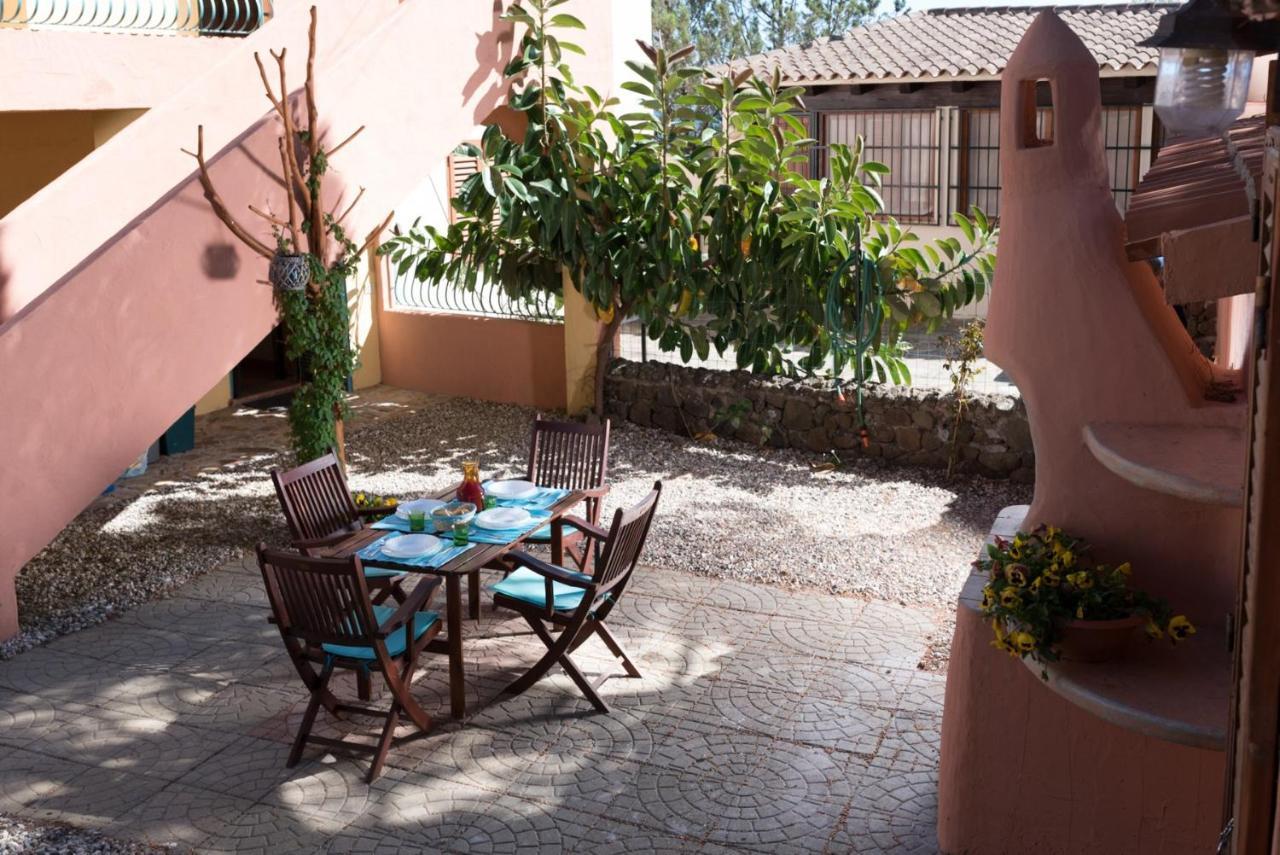 Dommos - Sunrise Apartments Cala Liberotto Exterior foto